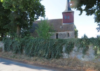 Immobilie am Uckersee - Ausblick auf die benachbarte Kirche